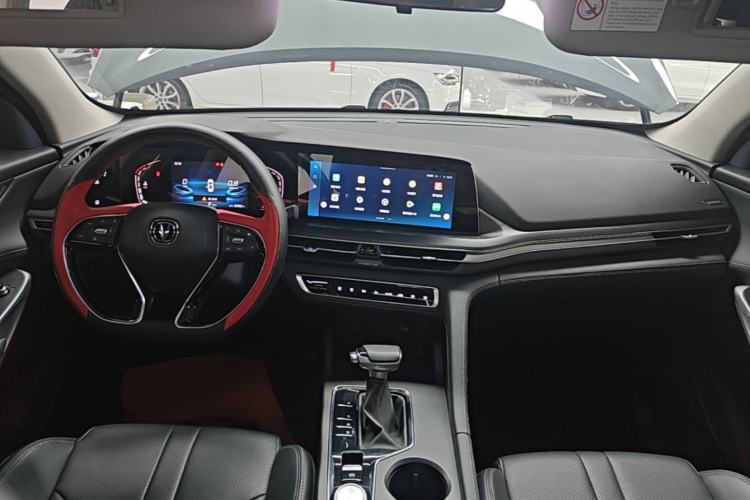 Used CHANGAN CS75 PLUS 2021 1.5T Automatic Luxury Version Center Console