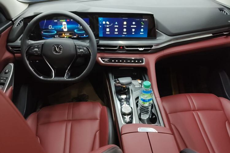 Used CHANGAN CS75 PLUS 2021 2.0T Automatic Flagship Edition Center Console