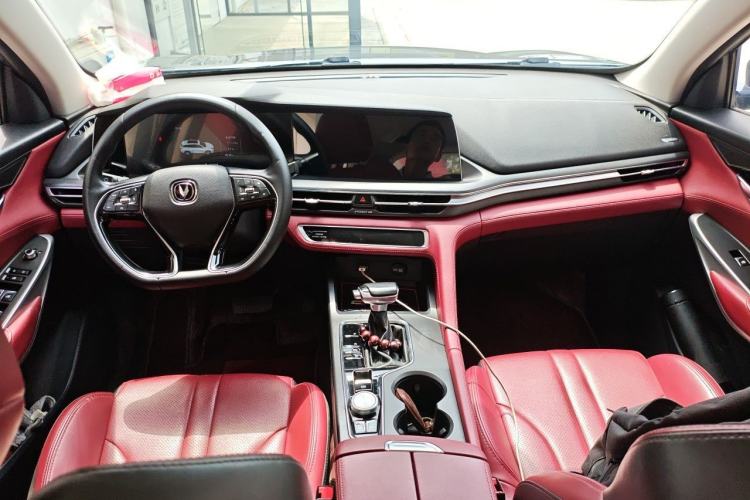 Used CHANGAN CS75 PLUS 2021 1.5T Automatic Luxury Version Center Console