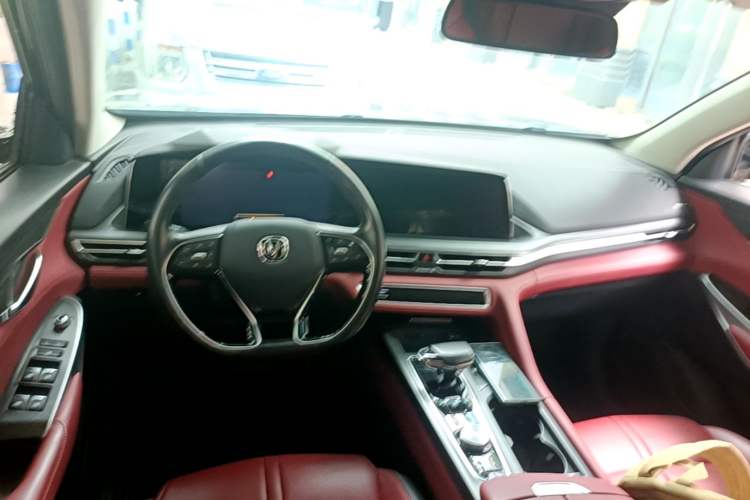 Used CHANGAN CS75 PLUS 2021 2.0T Automatic Flagship Edition Center Console