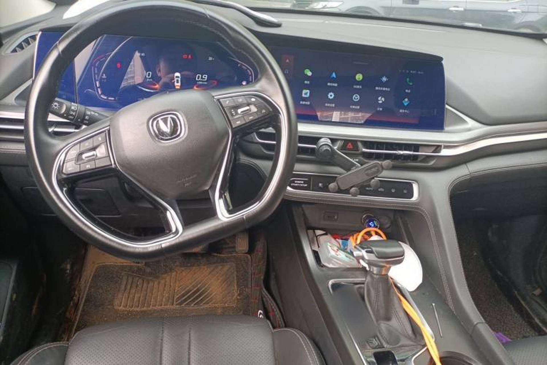 Used CHANGAN CS75 PLUS 2021 1.5T Automatic Luxury Version Center Console