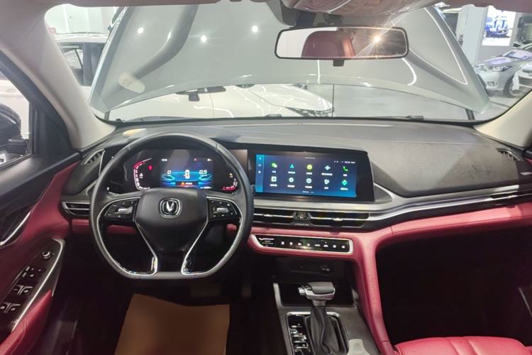 Used CHANGAN CS75 PLUS 2021 1.5T Automatic Luxury Version Center Console