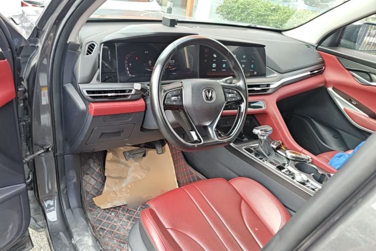 Used CHANGAN CS75 PLUS 2021 1.5T Automatic Luxury Version Center Console