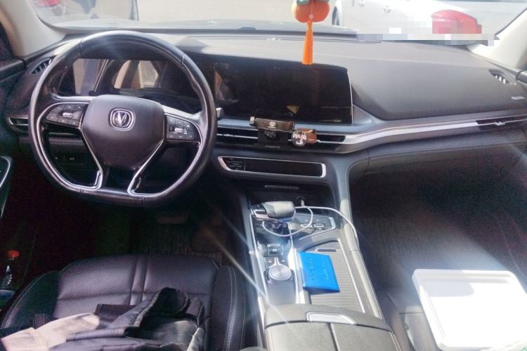 Used CHANGAN CS75 PLUS 2021 2.0T Automatic Flagship Edition Center Console