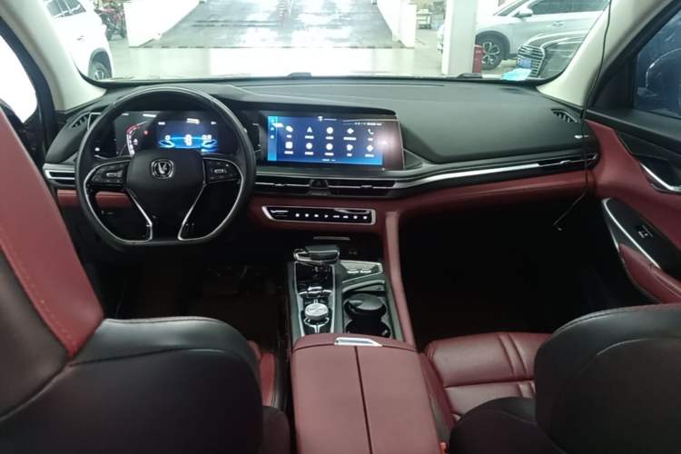 Used CHANGAN CS75 PLUS 2021 2.0T Automatic Pilot Version Center Console