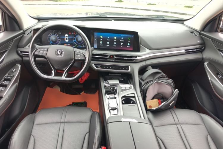 Used CHANGAN CS75 PLUS 2021 2.0T Automatic Flagship Edition Center Console