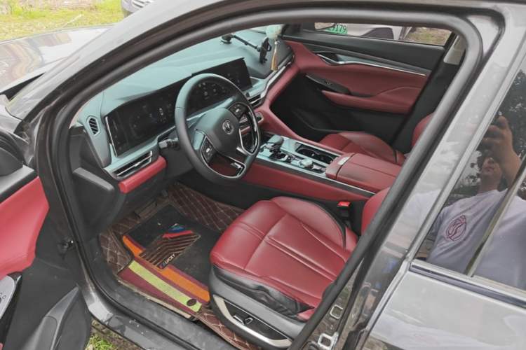 Used CHANGAN CS75 PLUS 2021 1.5T Automatic Luxury Version Driver Seat