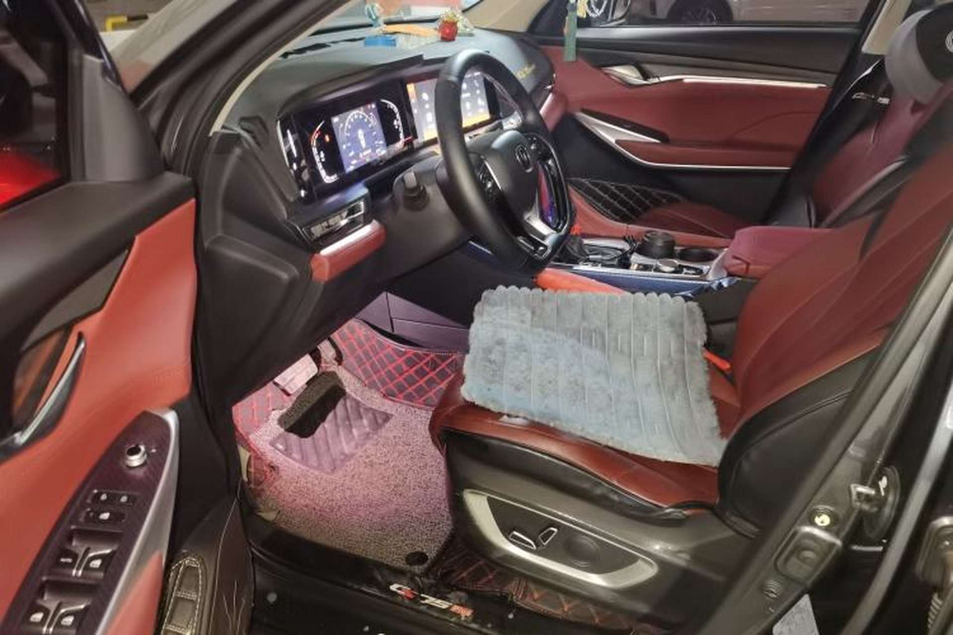 Used CHANGAN CS75 PLUS 2021 1.5T Automatic Luxury Version Driver Seat