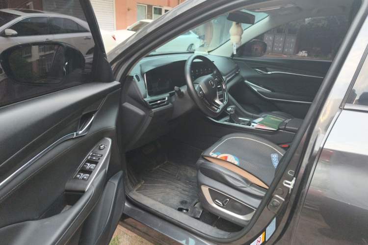 Used CHANGAN CS75 PLUS 2021 1.5T Automatic Luxury Version Driver Seat