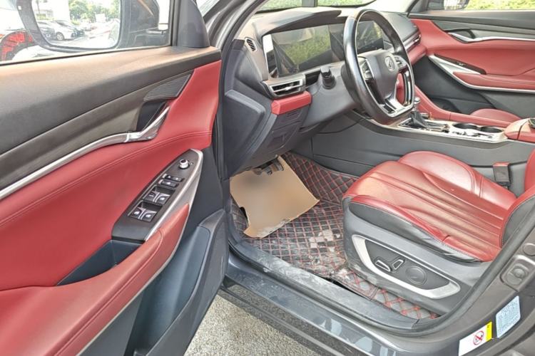 Used CHANGAN CS75 PLUS 2021 1.5T Automatic Luxury Version Driver Seat