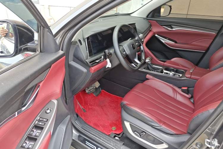 Used CHANGAN CS75 PLUS 2021 1.5T Automatic Luxury Version Driver Seat