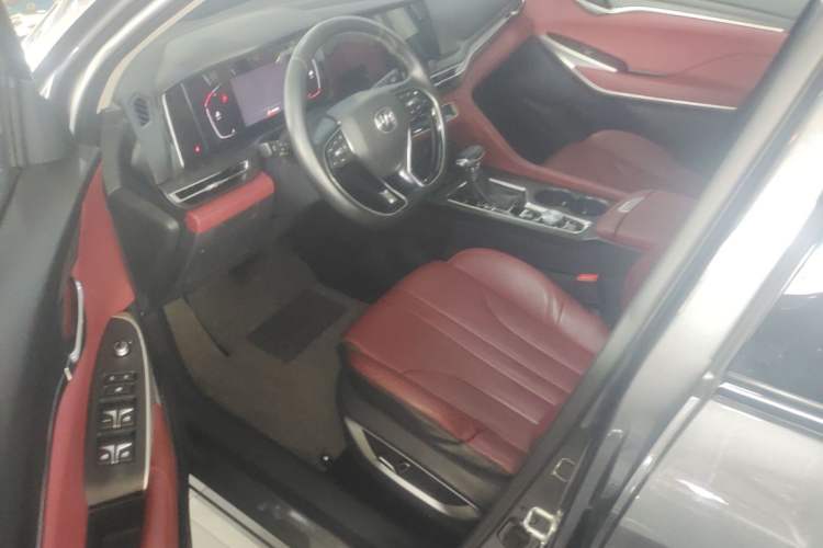 Used CHANGAN CS75 PLUS 2021 1.5T Automatic Luxury Version Driver Seat