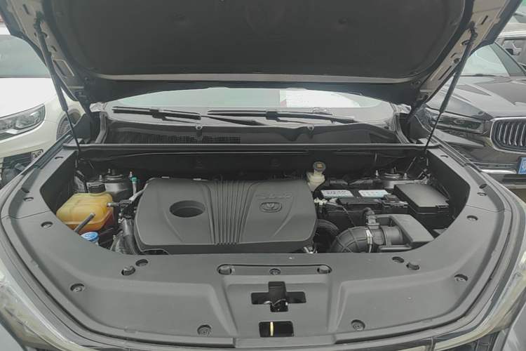 Used CHANGAN CS75 PLUS 2021 2.0T Automatic Pilot Version Engine Bay