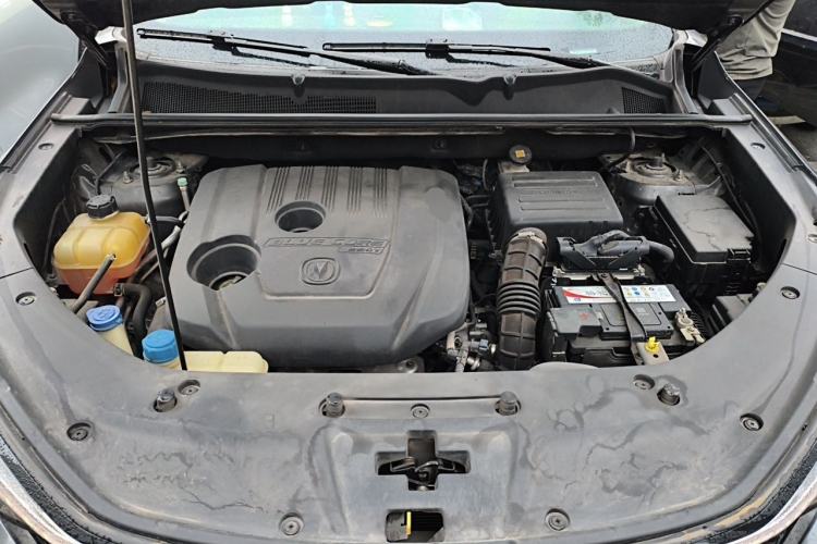 Used CHANGAN CS75 PLUS 2021 1.5T Automatic Luxury Version Engine Bay