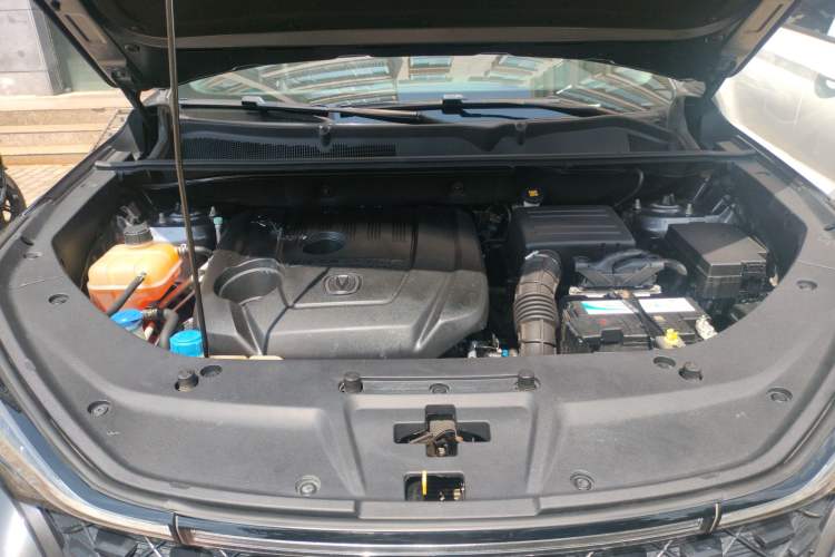 Used CHANGAN CS75 PLUS 2021 1.5T Automatic Luxury Version Engine Bay