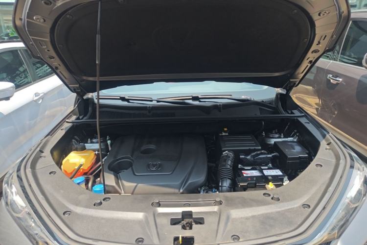 Used CHANGAN CS75 PLUS 2021 1.5T Automatic Luxury Version Engine Bay