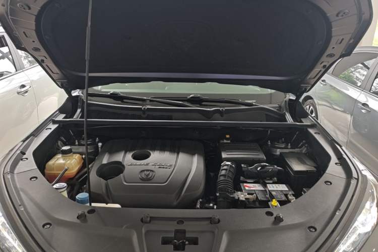 Used CHANGAN CS75 PLUS 2021 1.5T Automatic Luxury Version Engine Bay