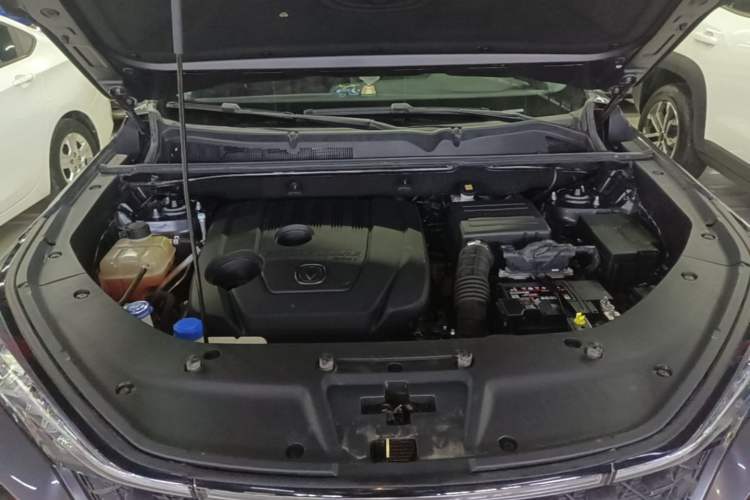 Used CHANGAN CS75 PLUS 2021 1.5T Automatic Luxury Version Engine Bay