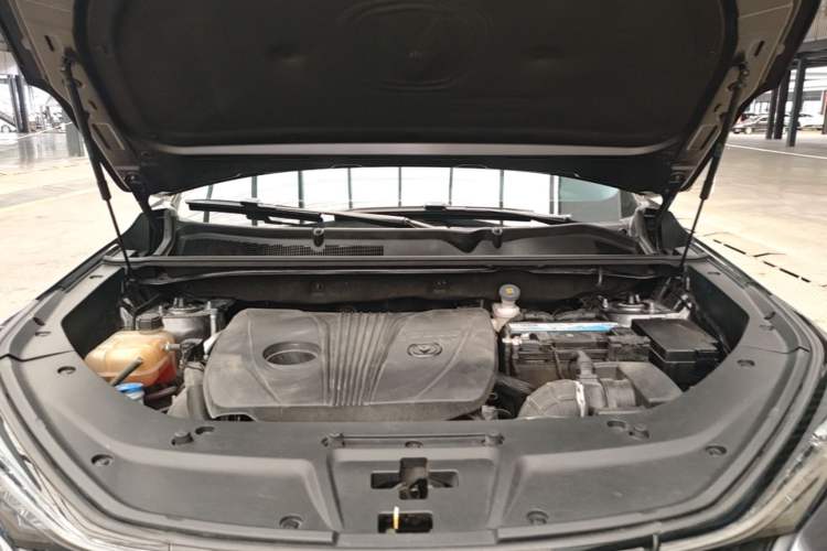 Used CHANGAN CS75 PLUS 2021 2.0T Automatic Flagship Edition Engine Bay