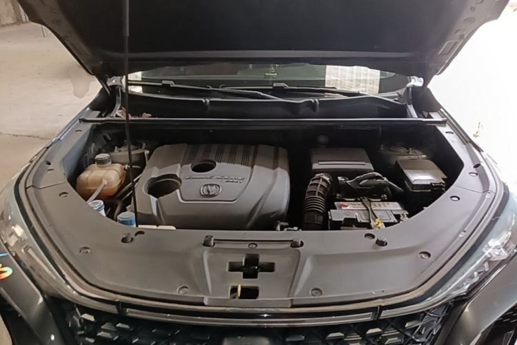 Used CHANGAN CS75 PLUS 2021 1.5T Automatic Luxury Version Engine Bay