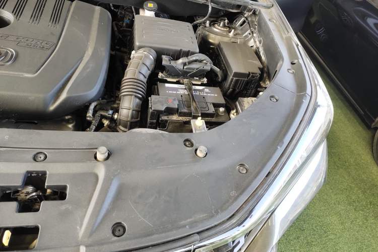 Used CHANGAN CS75 PLUS 2021 1.5T Automatic Luxury Version Engine Bay Left