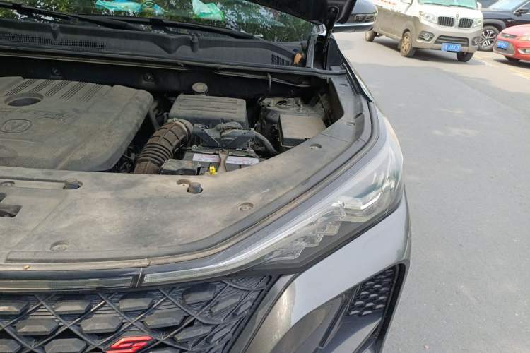 Used CHANGAN CS75 PLUS 2021 1.5T Automatic Luxury Version Engine Bay Left