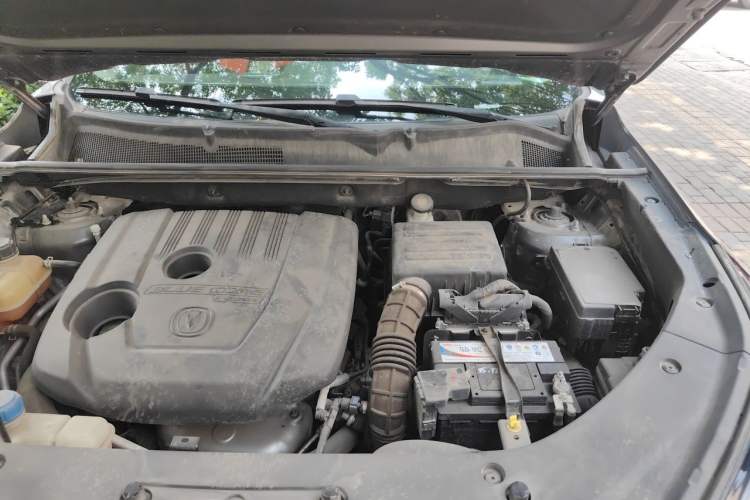 Used CHANGAN CS75 PLUS 2021 1.5T Automatic Luxury Version Engine Bay Left