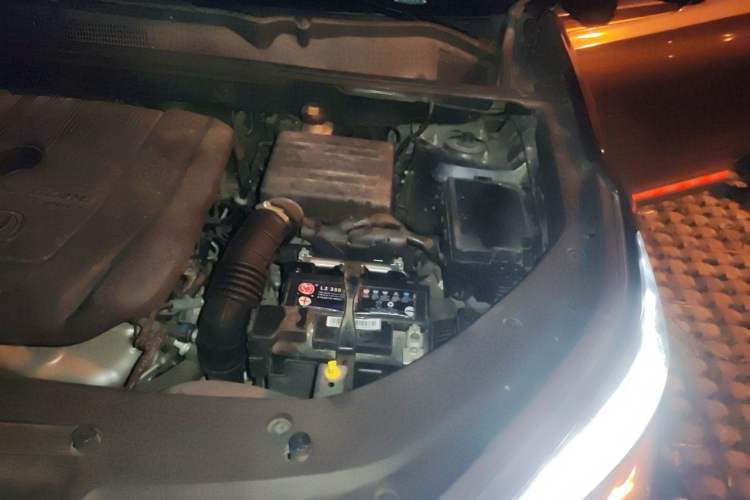 Used CHANGAN CS75 PLUS 2021 1.5T Automatic Luxury Version Engine Bay Left