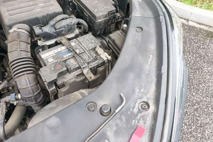 Used CHANGAN CS75 PLUS 2021 1.5T Automatic Prestige Model Engine Bay Left
