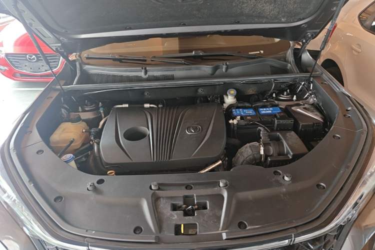 Used CHANGAN CS75 PLUS 2021 2.0T Automatic Pilot Version Engine Bay