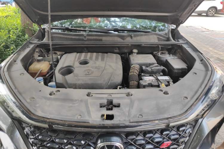 Used CHANGAN CS75 PLUS 2021 1.5T Automatic Luxury Version Engine Bay