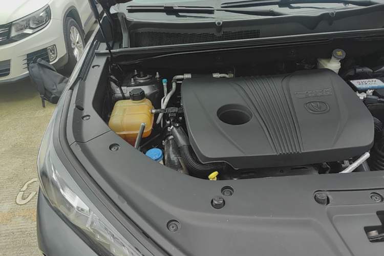 Used CHANGAN CS75 PLUS 2021 2.0T Automatic Pilot Version Engine Bay Right