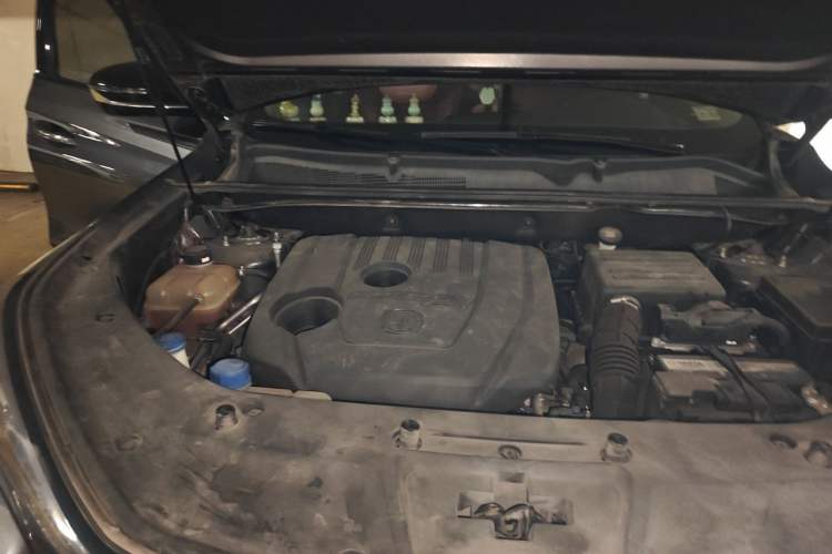 Used CHANGAN CS75 PLUS 2021 1.5T Automatic Prestige Model Engine Bay Right