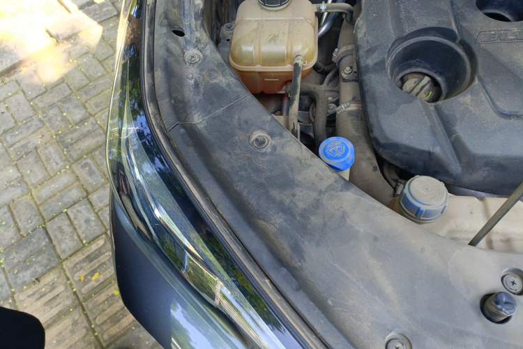Used CHANGAN CS75 PLUS 2021 1.5T Automatic Luxury Version Engine Bay Right