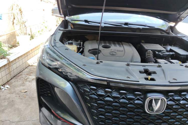 Used CHANGAN CS75 PLUS 2021 1.5T Automatic Luxury Version Engine Bay Right