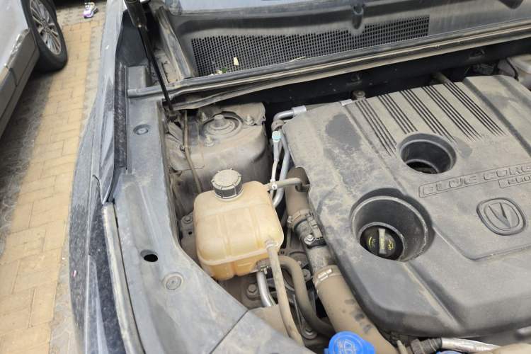 Used CHANGAN CS75 PLUS 2021 1.5T Automatic Prestige Model Engine Bay Right