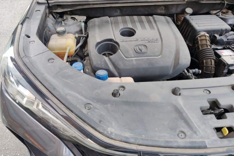 Used CHANGAN CS75 PLUS 2021 1.5T Automatic Prestige Model Engine Bay Right