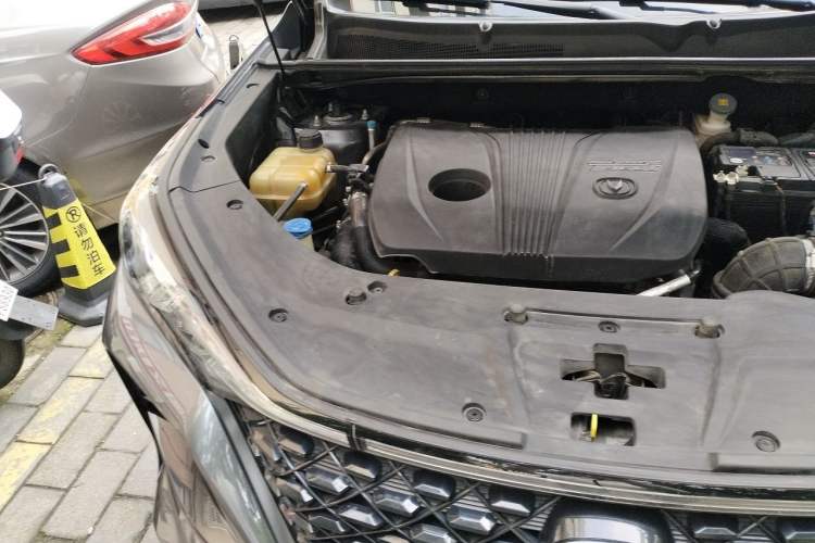 Used CHANGAN CS75 PLUS 2021 2.0T Automatic Flagship Edition Engine Bay Right