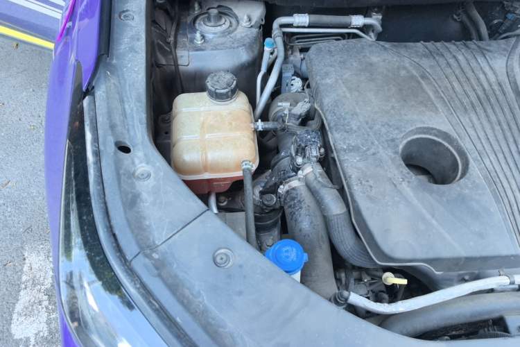 Used CHANGAN CS75 PLUS 2021 2.0T Automatic Pilot Version Engine Bay Right