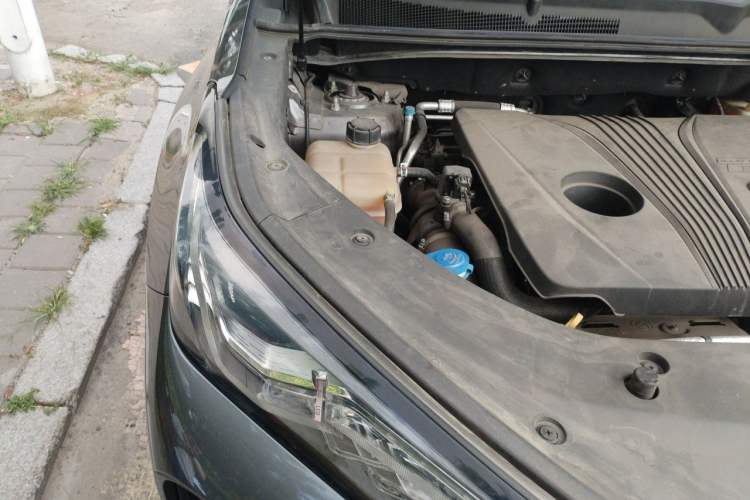 Used CHANGAN CS75 PLUS 2021 2.0T Automatic Pilot Version Engine Bay Right
