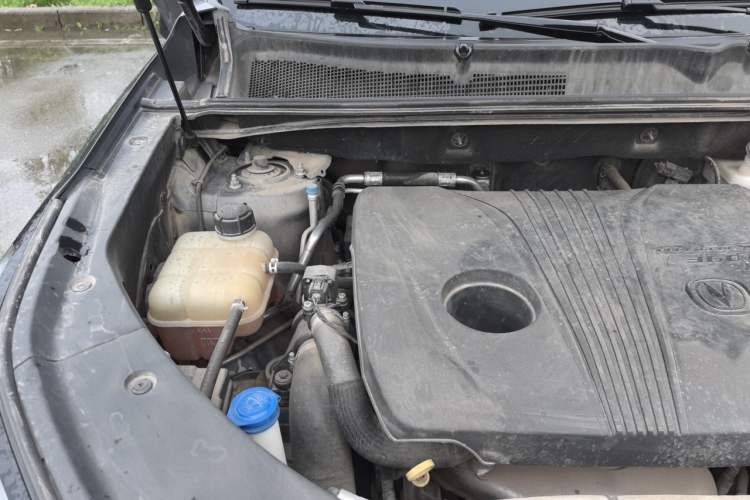 Used CHANGAN CS75 PLUS 2021 2.0T Automatic Pilot Version Engine Bay Right