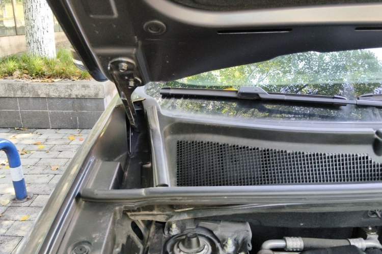 Used CHANGAN CS75 PLUS 2021 1.5T Automatic Pioneer Model Engine Bay Right