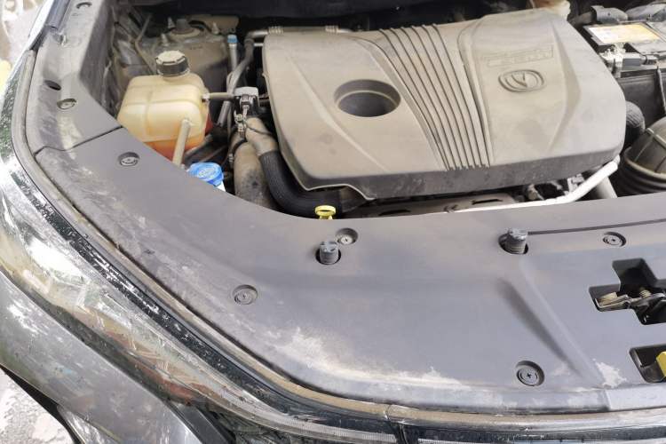 Used CHANGAN CS75 PLUS 2021 2.0T Automatic Pilot Version Engine Bay Right