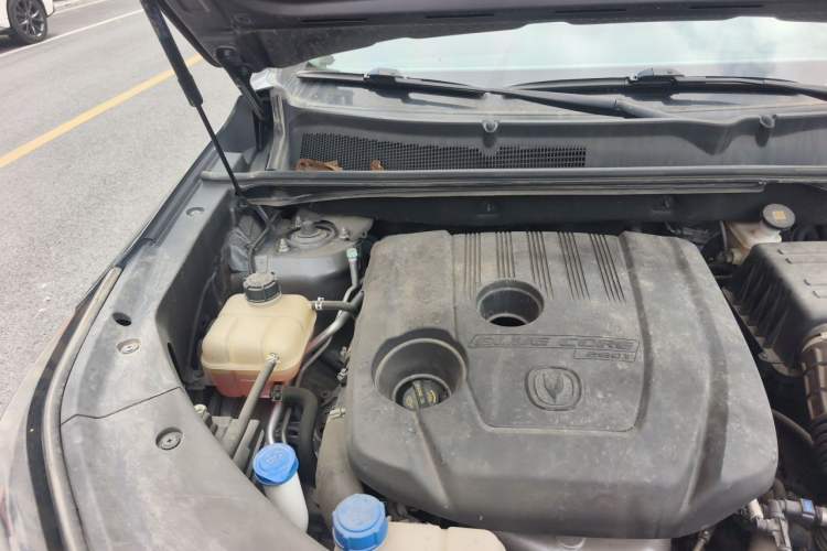 Used CHANGAN CS75 PLUS 2021 1.5T Automatic Prestige Model Engine Bay Right