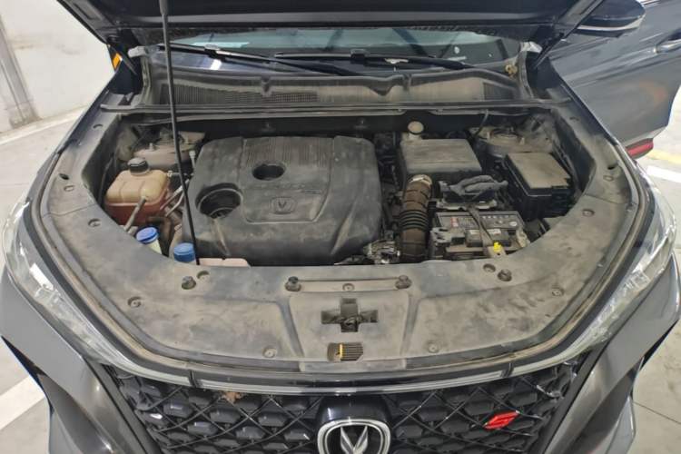 Used CHANGAN CS75 PLUS 2021 1.5T Automatic Luxury Version Engine Bay