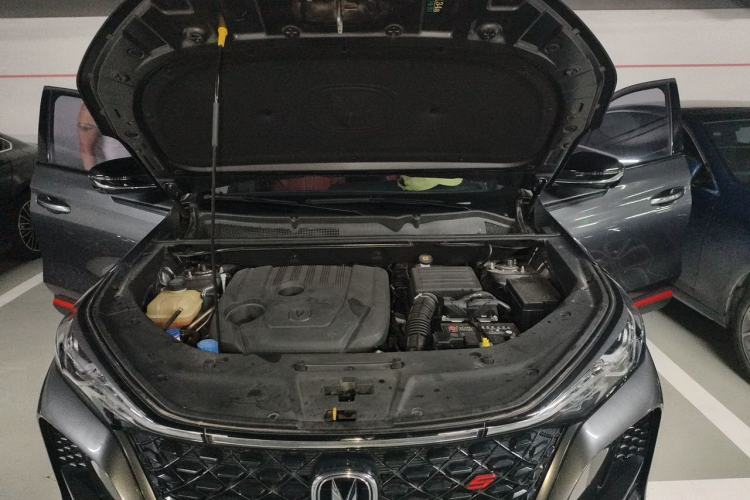 Used CHANGAN CS75 PLUS 2021 1.5T Automatic Luxury Version Engine Bay