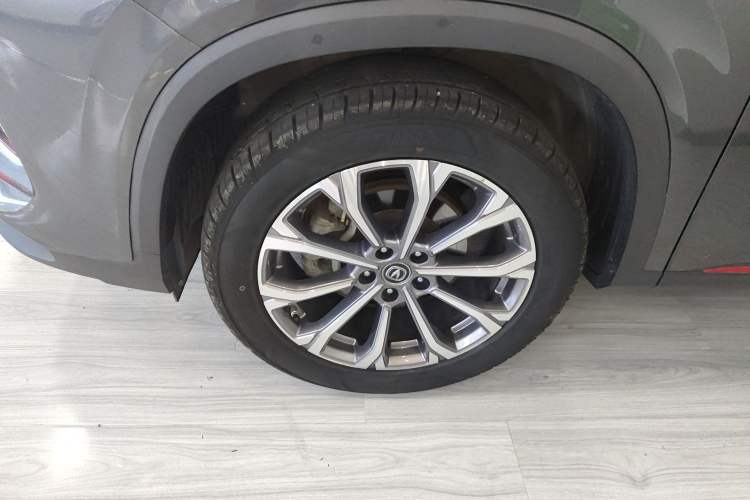Used CHANGAN CS75 PLUS 2021 2.0T Automatic Pilot Version Exterior 2