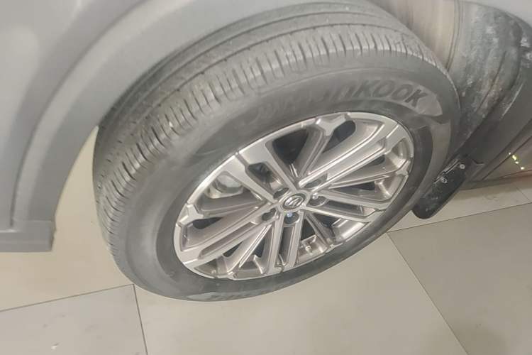 Used CHANGAN CS75 PLUS 2021 1.5T Automatic Luxury Version Exterior 2
