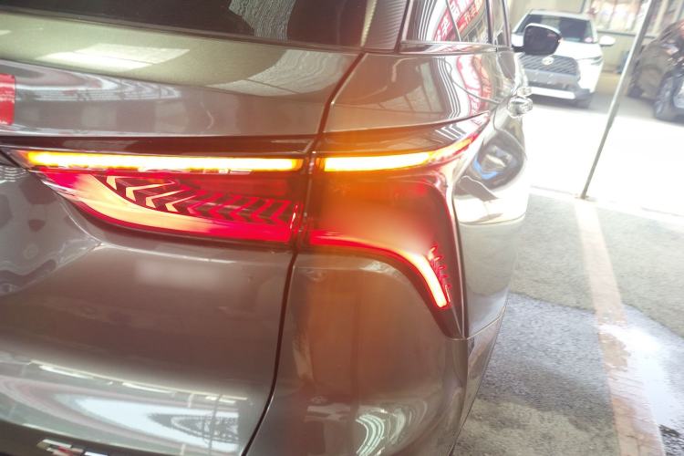 Used CHANGAN CS75 PLUS 2021 1.5T Automatic Luxury Version Exterior 3