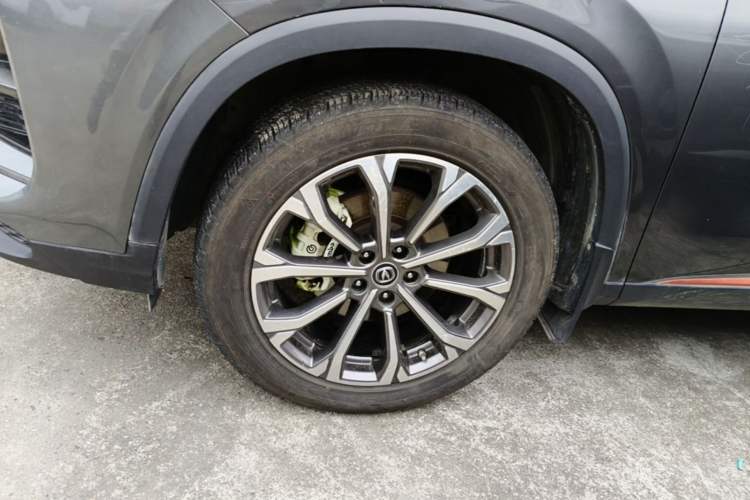 Used CHANGAN CS75 PLUS 2021 2.0T Automatic Pilot Version Exterior 4